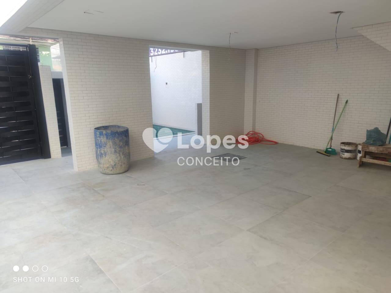 Casa à venda com 2 quartos, 100m² - Foto 9