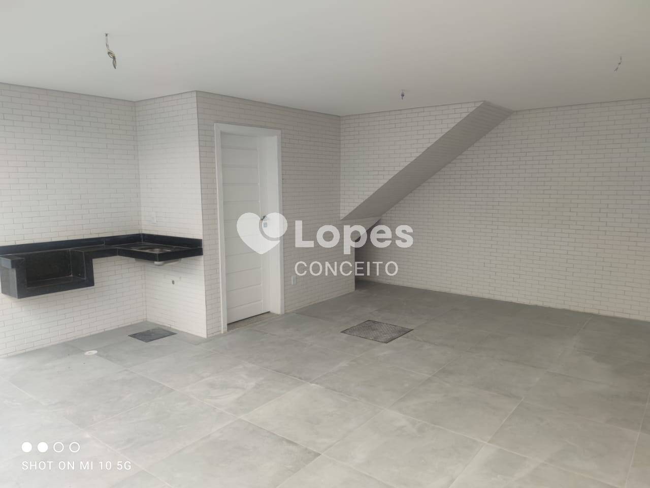 Casa à venda com 2 quartos, 100m² - Foto 18