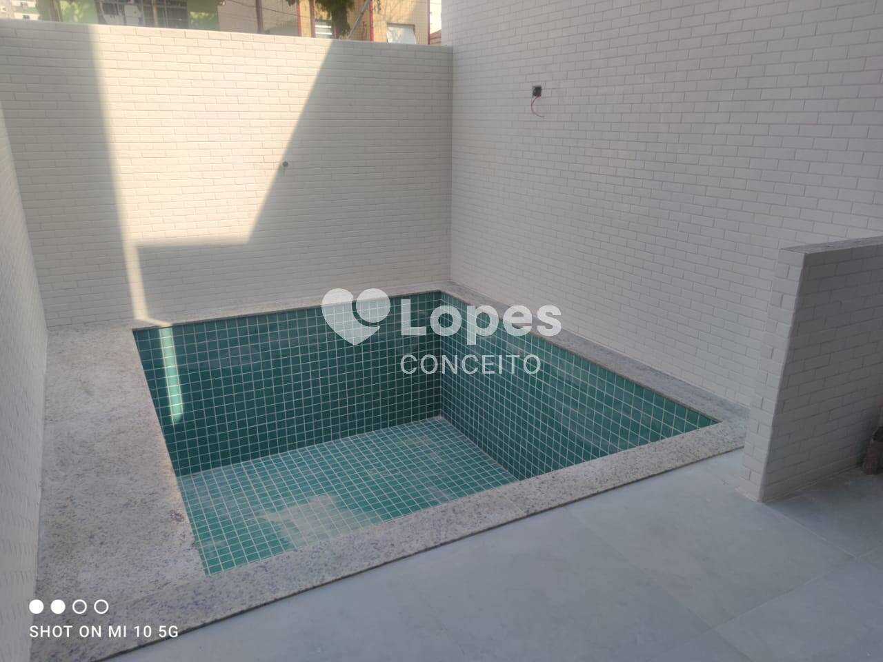 Casa à venda com 2 quartos, 100m² - Foto 30