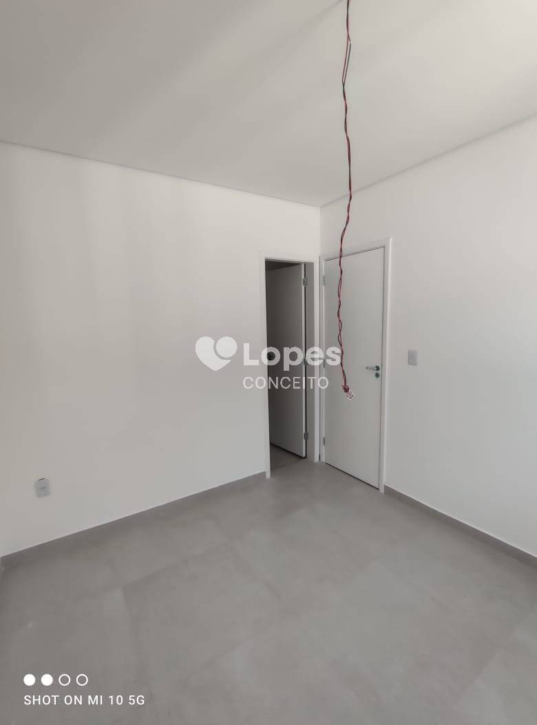 Casa à venda com 2 quartos, 100m² - Foto 34