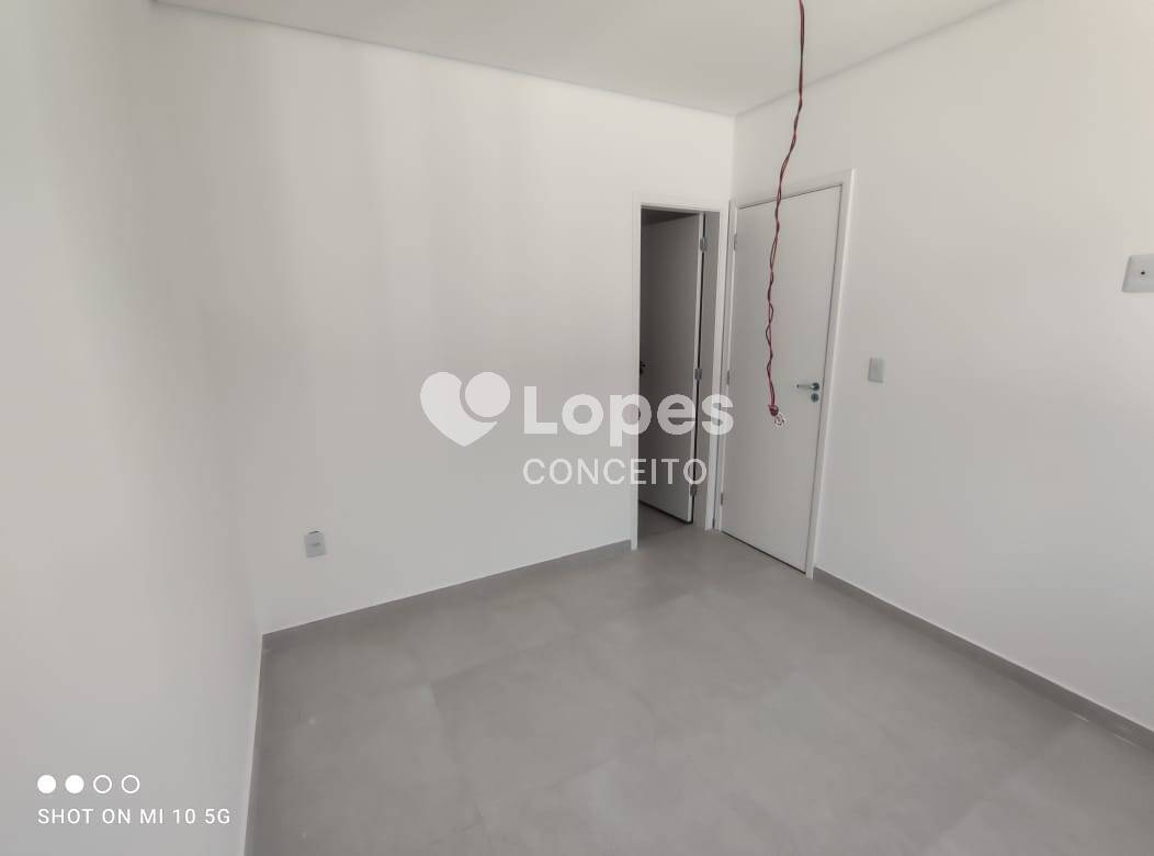 Casa à venda com 2 quartos, 100m² - Foto 35