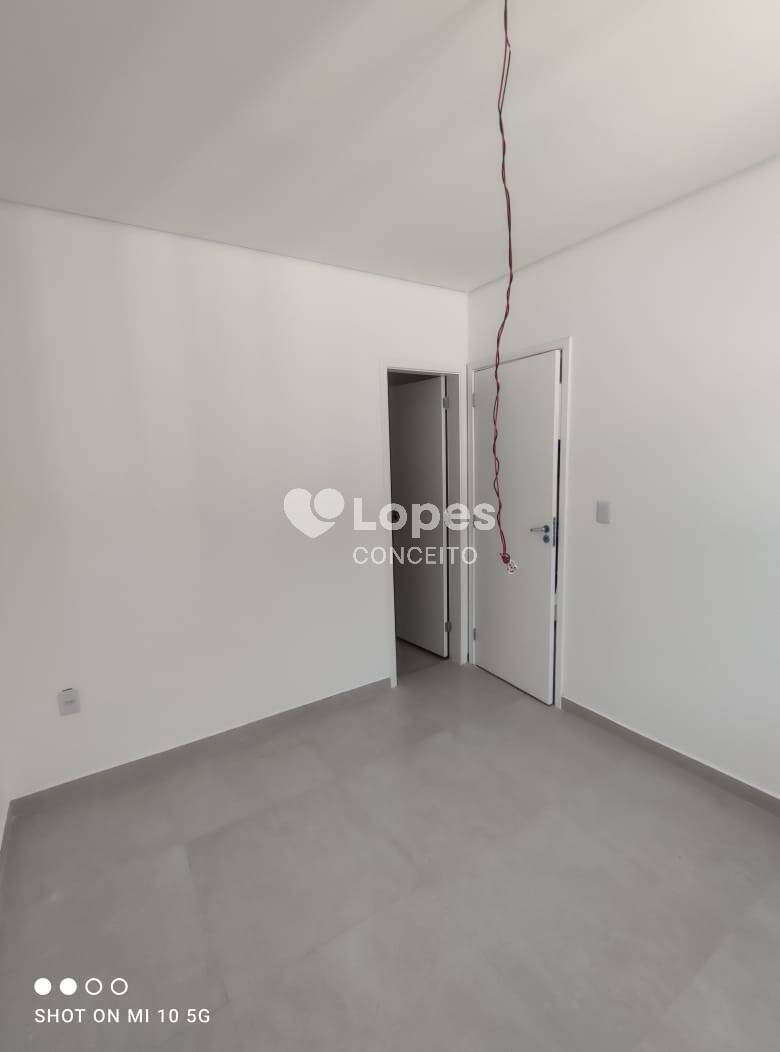 Casa à venda com 2 quartos, 100m² - Foto 38