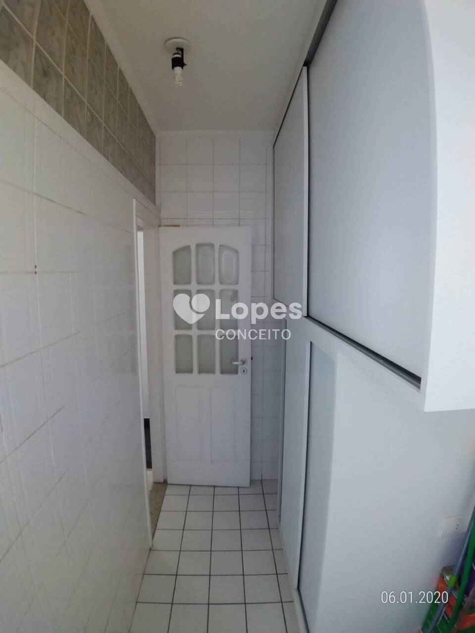 Apartamento à venda com 3 quartos, 115m² - Foto 19