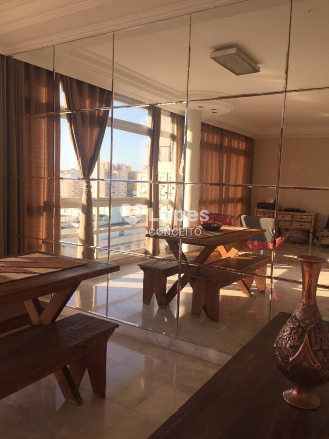 Apartamento à venda com 3 quartos, 190m² - Foto 2