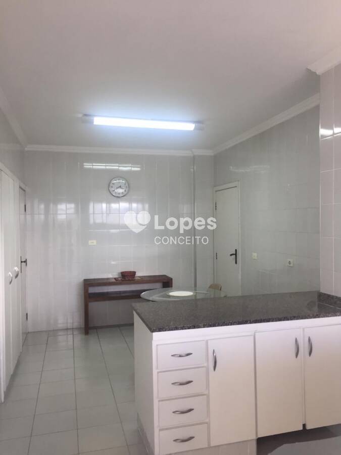 Apartamento à venda com 3 quartos, 190m² - Foto 9