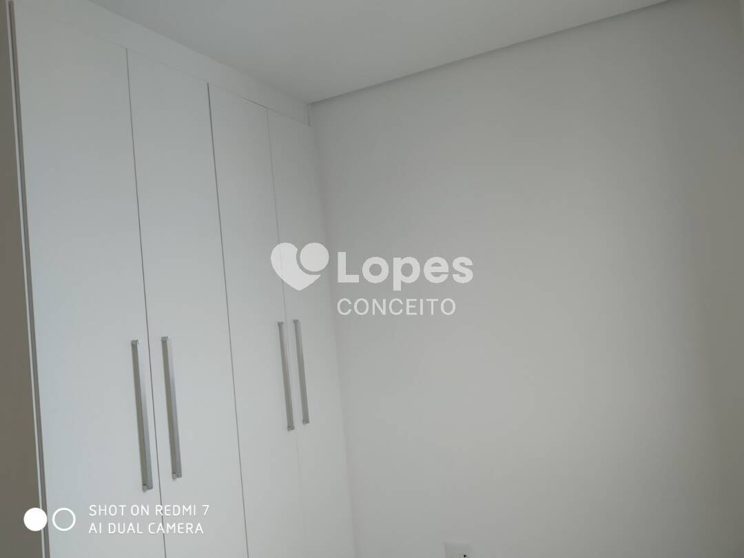 Apartamento para alugar com 2 quartos, 64m² - Foto 8