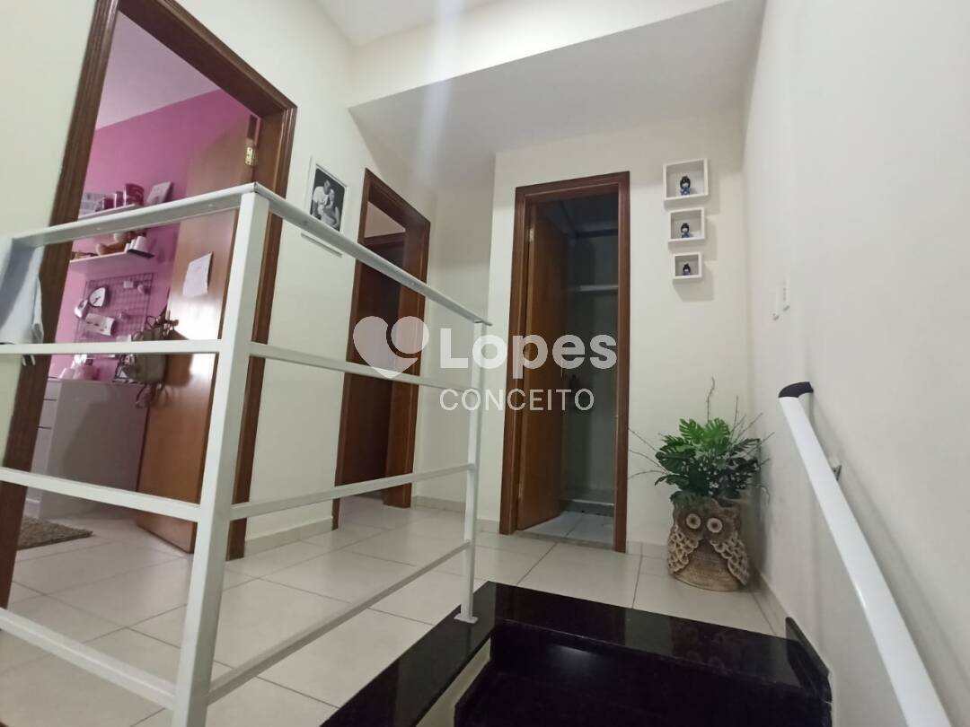 Casa à venda com 3 quartos, 126m² - Foto 8