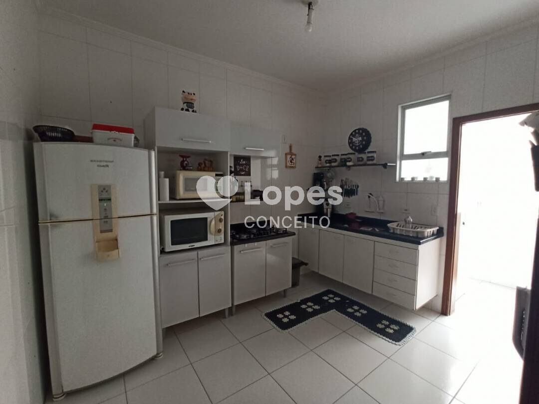 Casa à venda com 3 quartos, 126m² - Foto 12