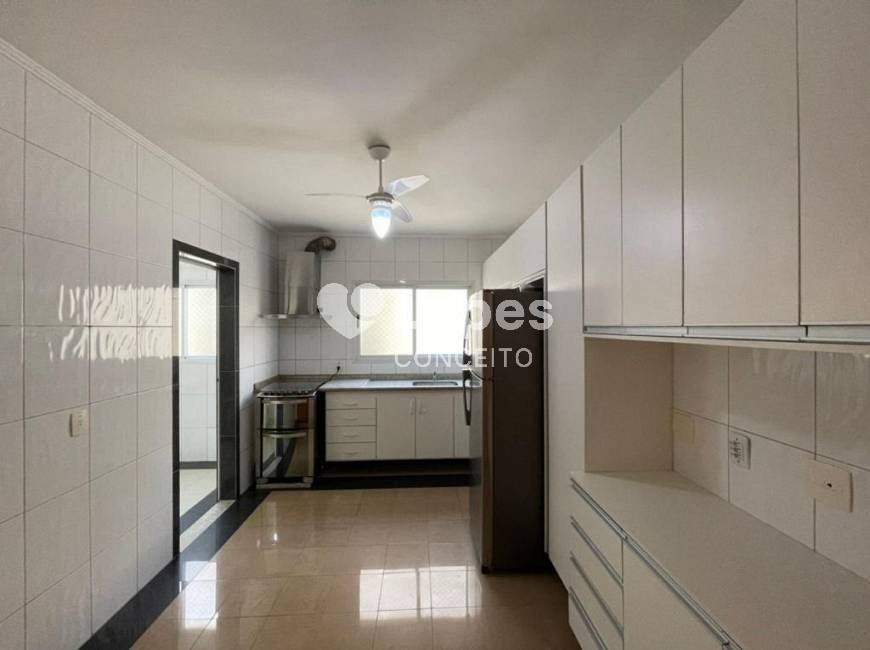 Apartamento para alugar com 3 quartos, 101m² - Foto 8