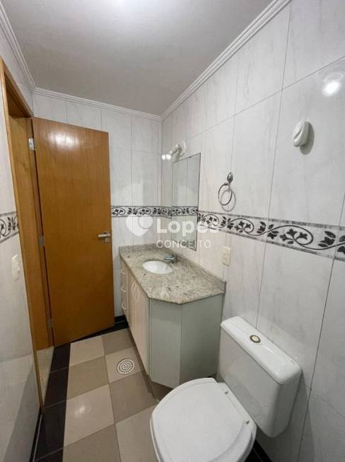 Apartamento para alugar com 3 quartos, 101m² - Foto 22