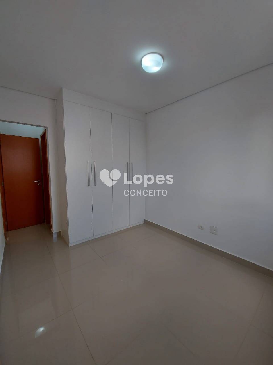 Apartamento para alugar com 2 quartos, 64m² - Foto 26