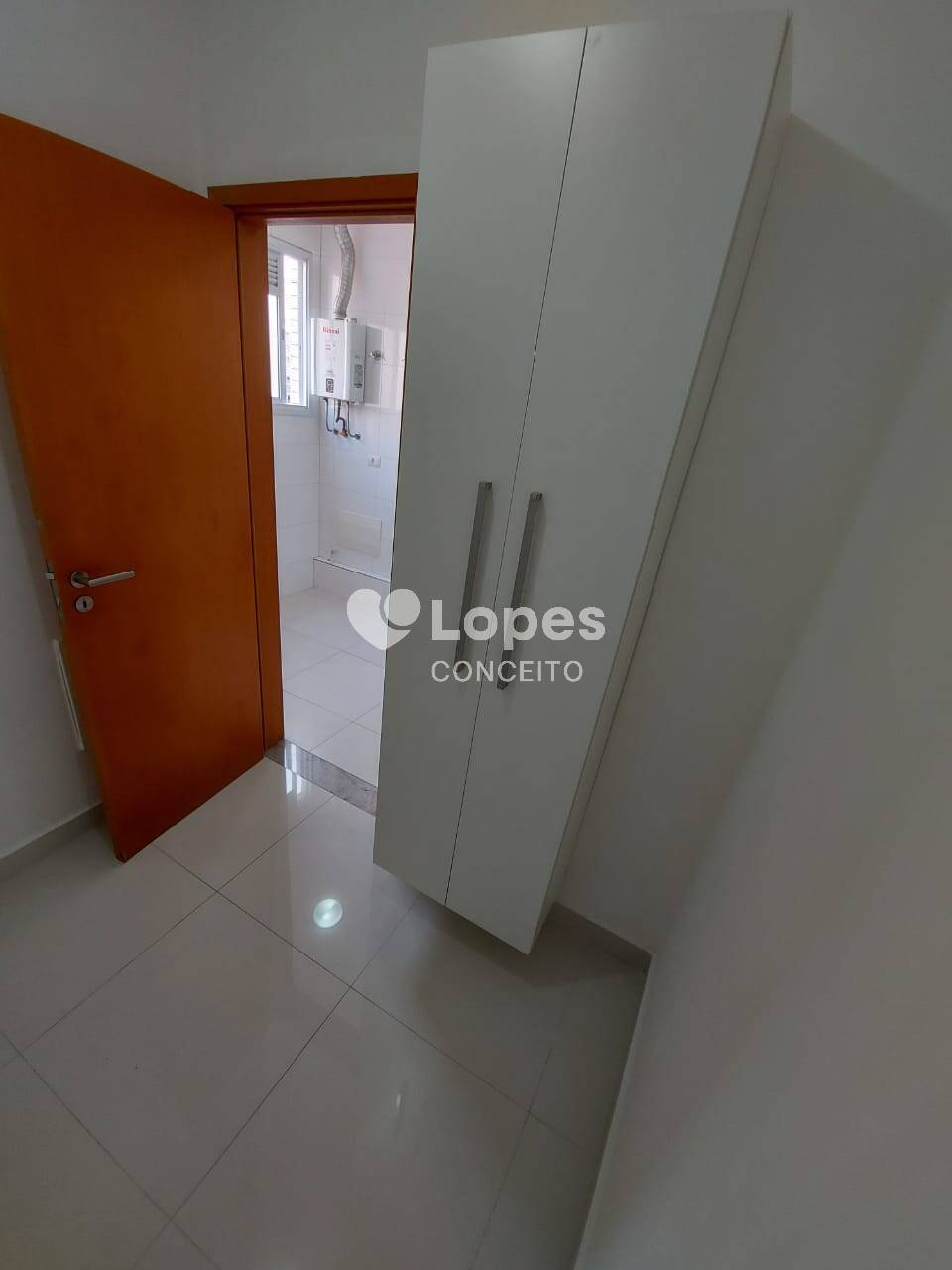 Apartamento para alugar com 2 quartos, 64m² - Foto 31