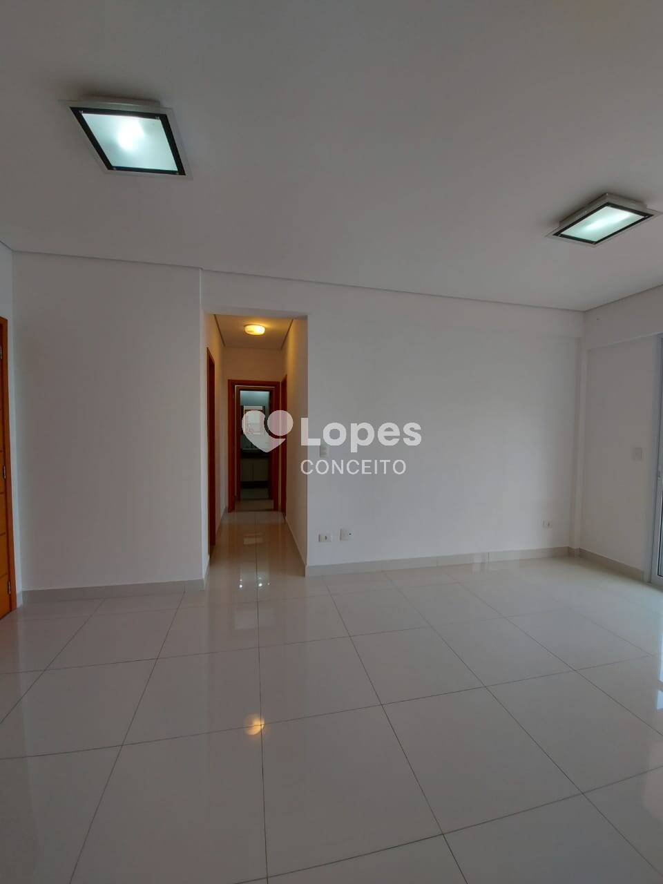 Apartamento para alugar com 2 quartos, 64m² - Foto 42