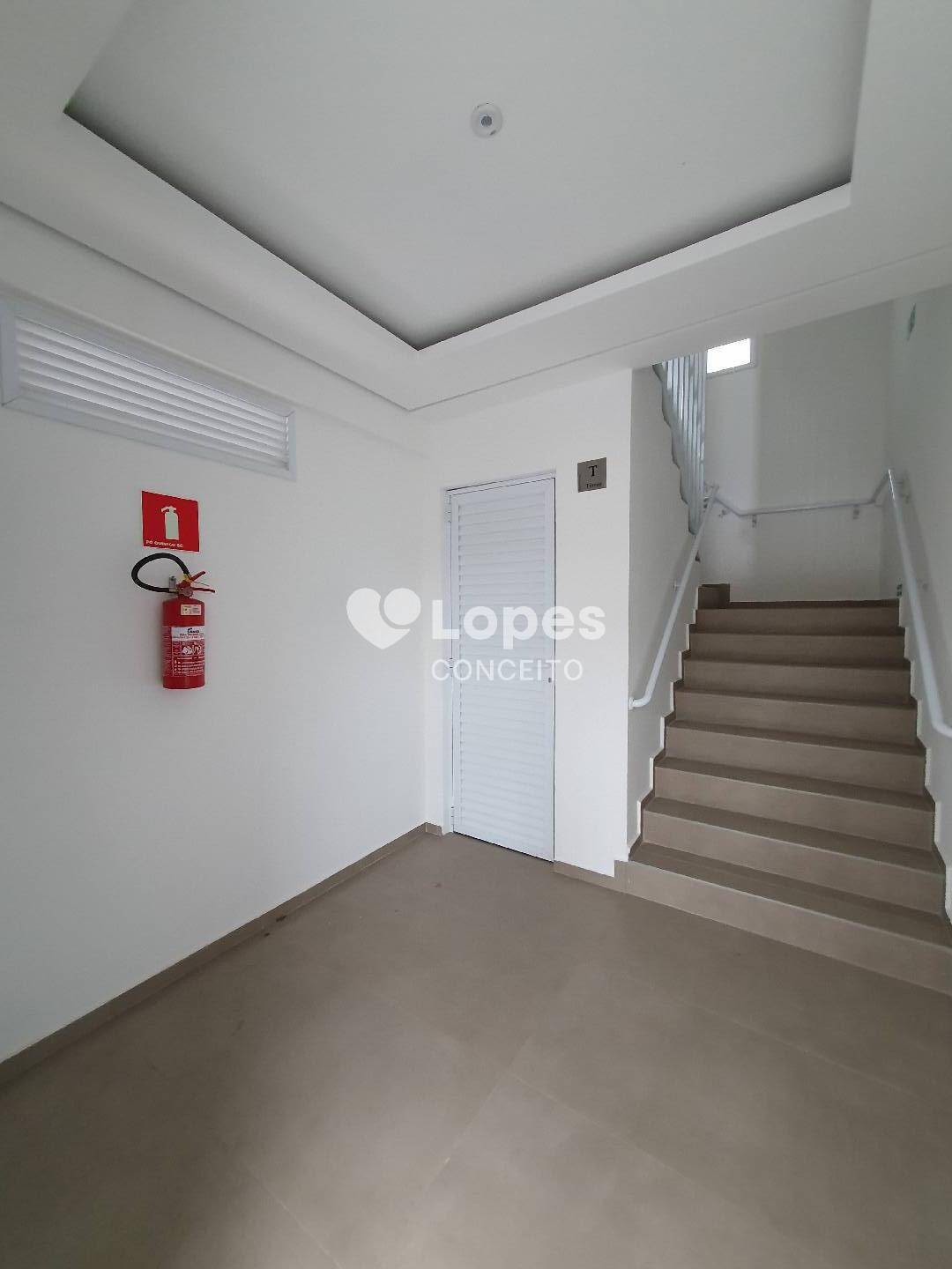 Casa à venda com 1 quarto, 41m² - Foto 11