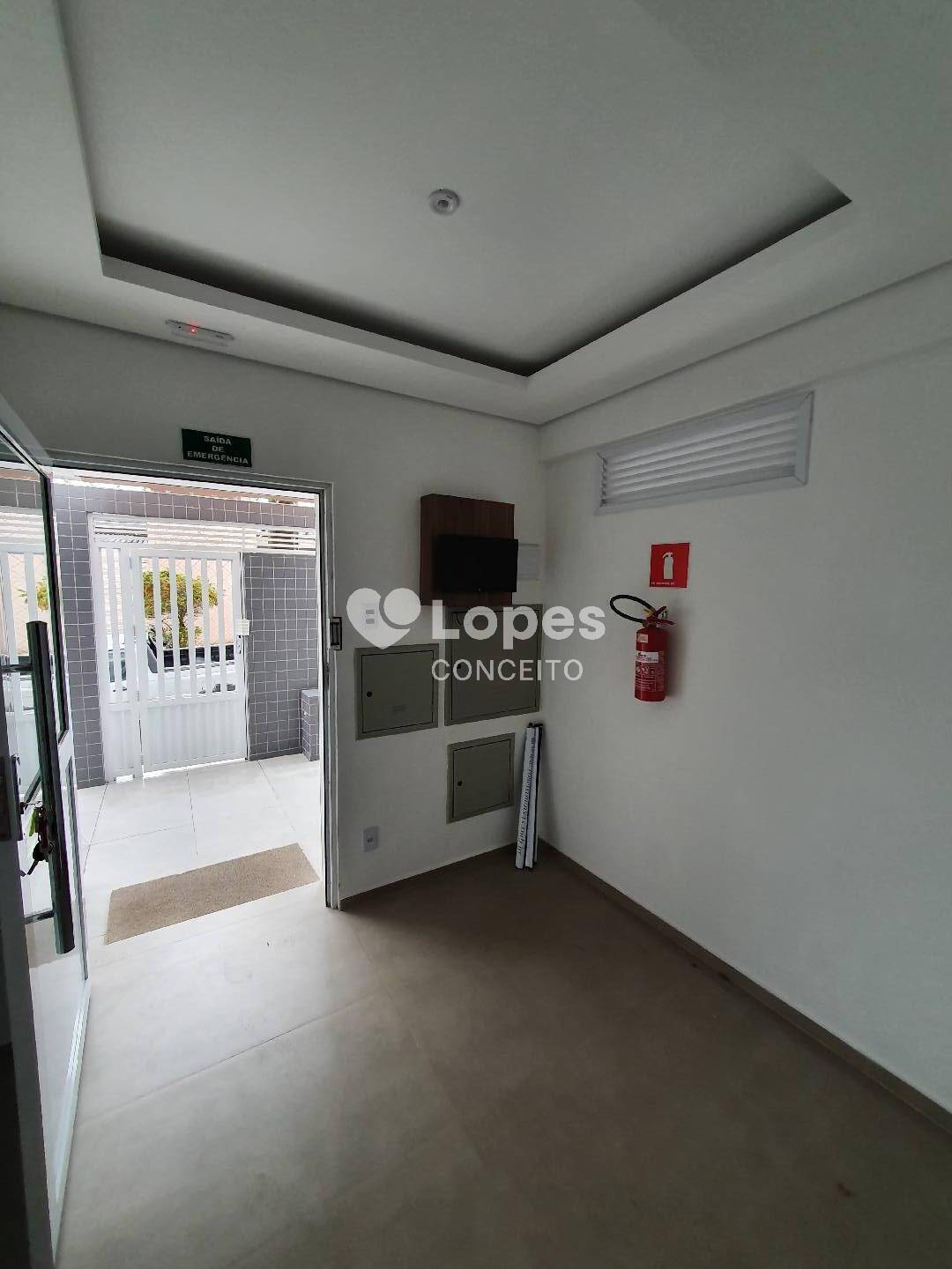 Casa à venda com 1 quarto, 41m² - Foto 12