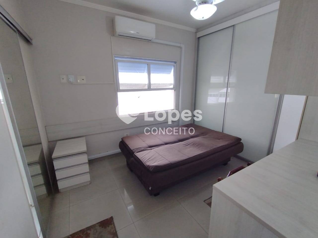 Apartamento à venda com 2 quartos, 70m² - Foto 18