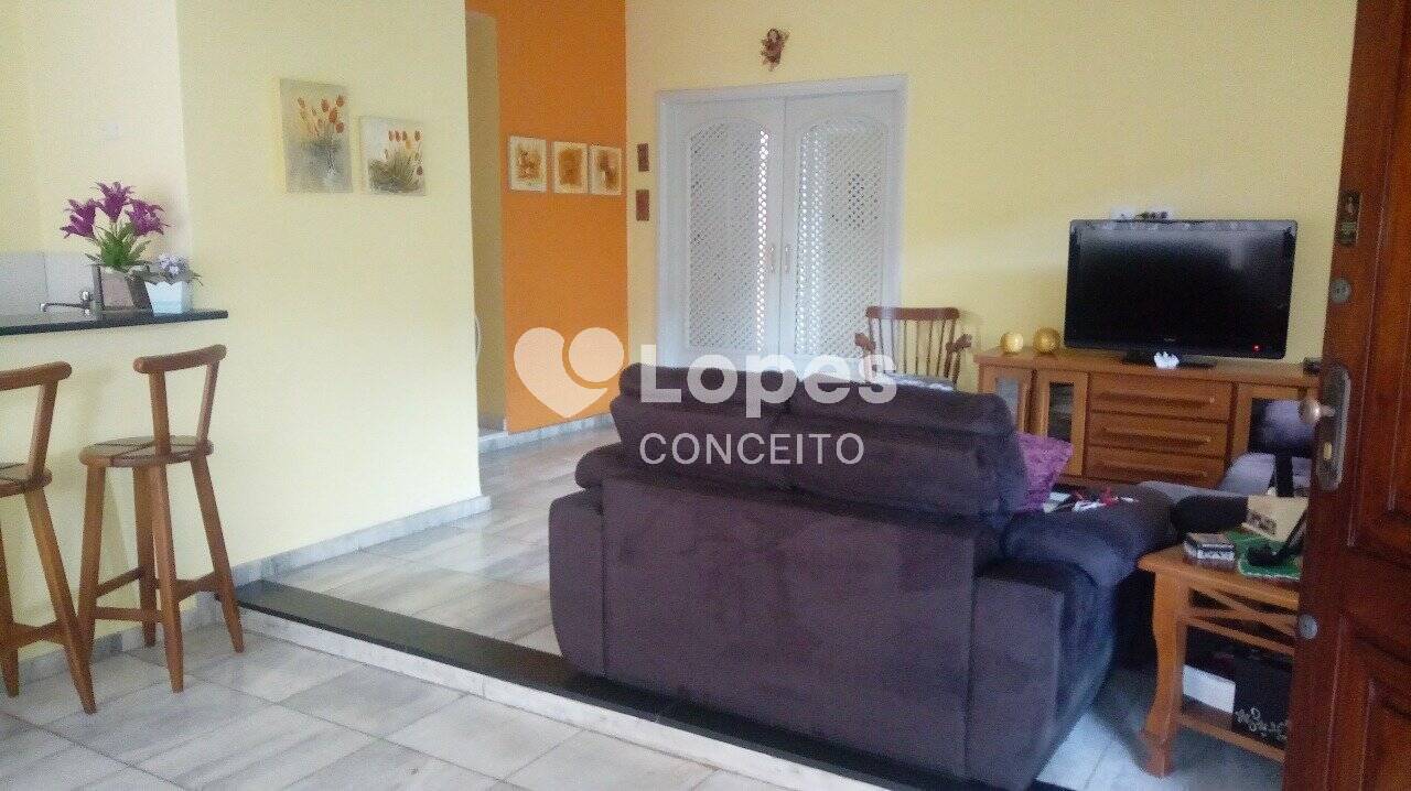 Casa à venda com 4 quartos, 350m² - Foto 9