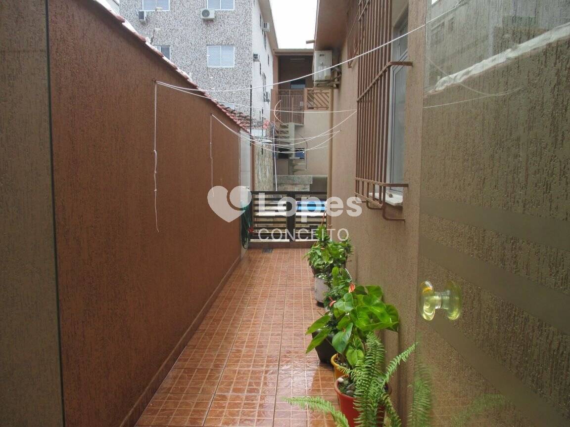 Casa à venda com 4 quartos, 350m² - Foto 18