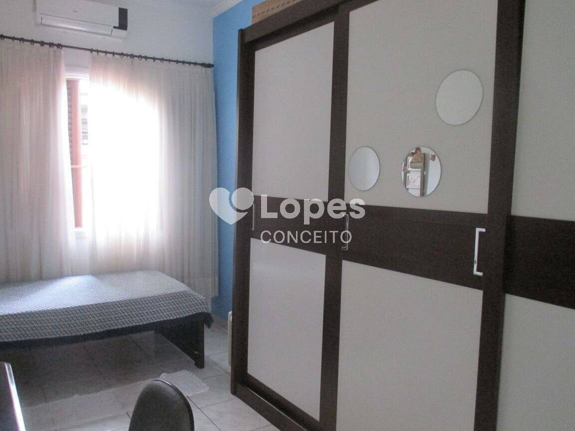 Casa à venda com 4 quartos, 350m² - Foto 21