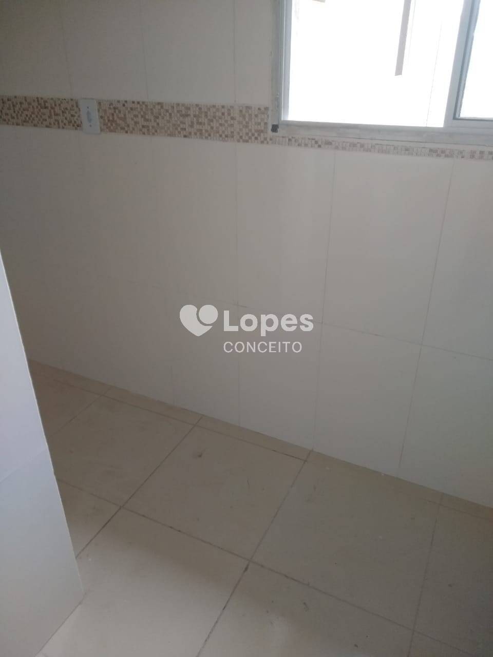 Casa à venda com 2 quartos, 49m² - Foto 12