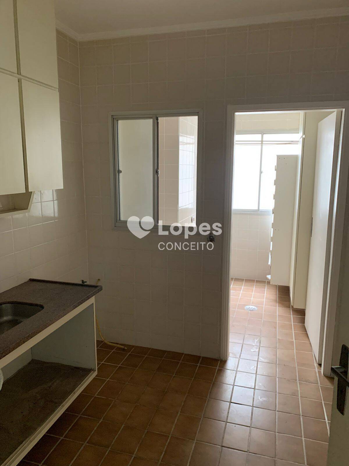 Apartamento à venda com 2 quartos, 70m² - Foto 5