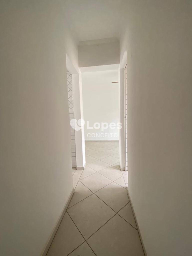 Apartamento à venda com 1 quarto, 41m² - Foto 3