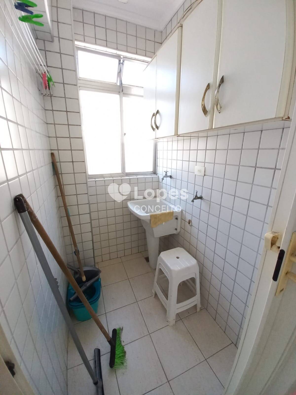 Apartamento à venda com 1 quarto, 41m² - Foto 17