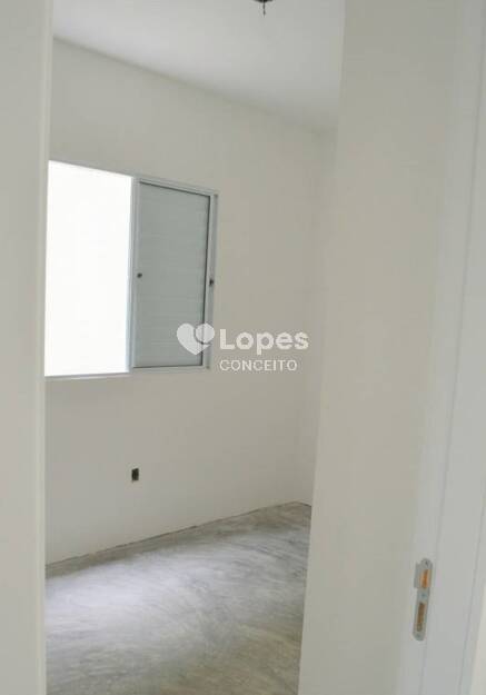 Apartamento à venda com 2 quartos, 47m² - Foto 7