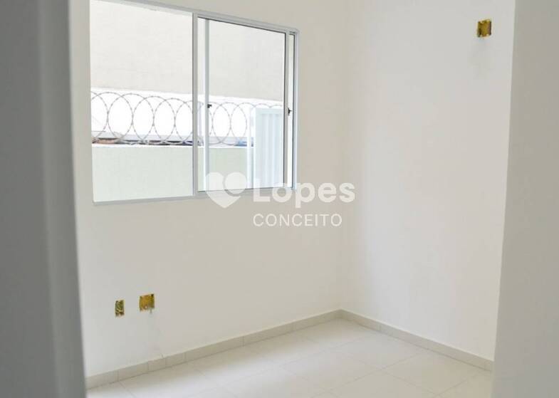 Apartamento à venda com 2 quartos, 47m² - Foto 1