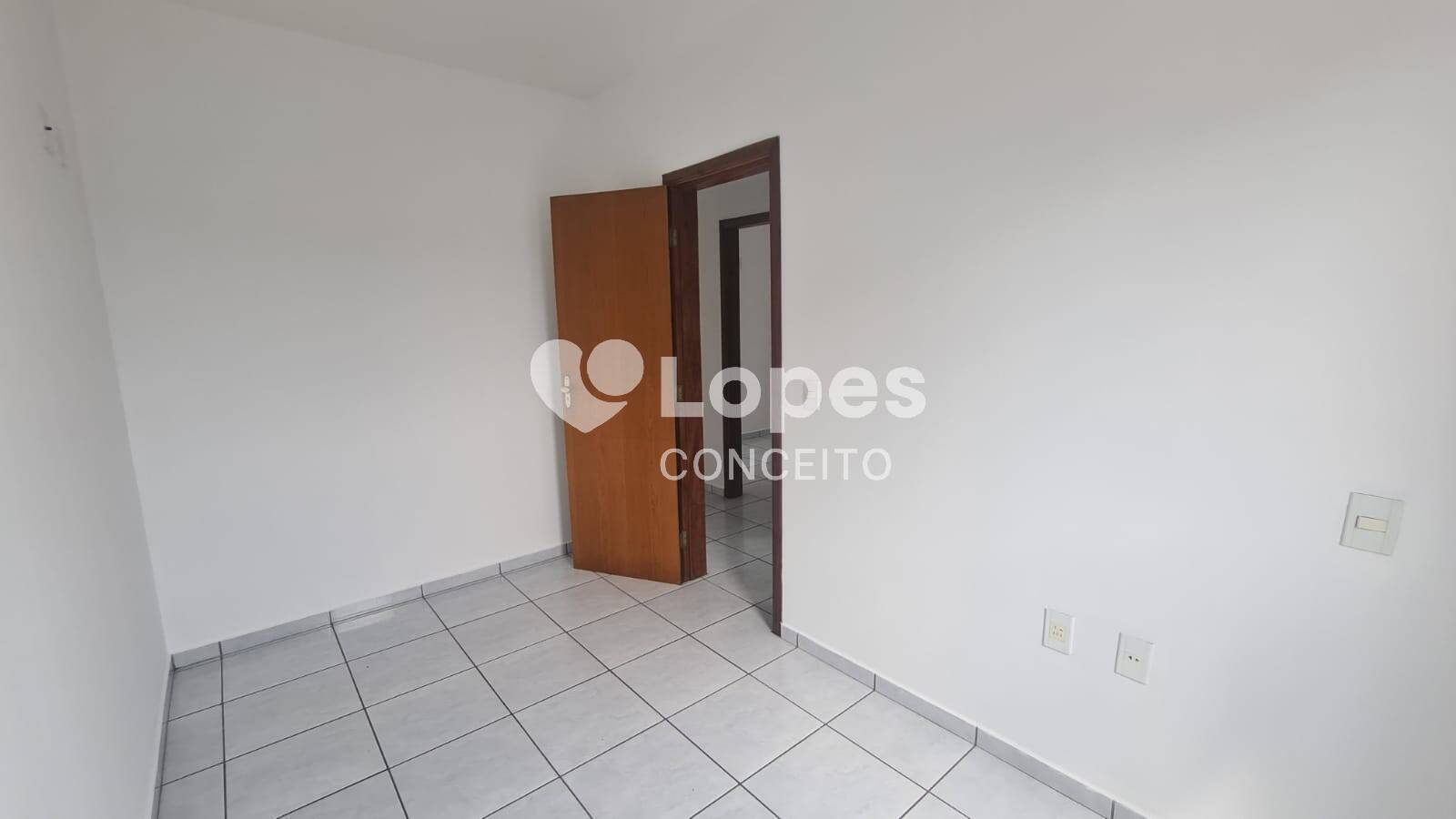 Apartamento à venda com 3 quartos, 80m² - Foto 6