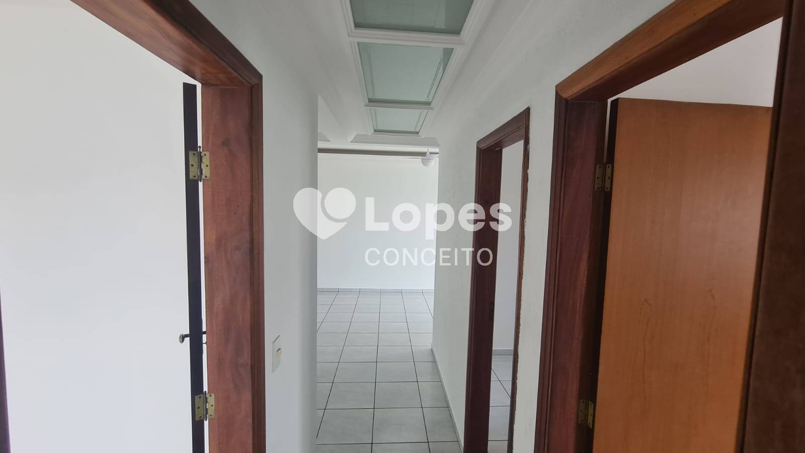 Apartamento à venda com 3 quartos, 80m² - Foto 4