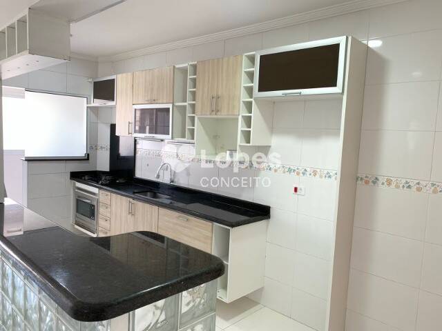 Apartamento à venda com 3 quartos, 95m² - Foto 10