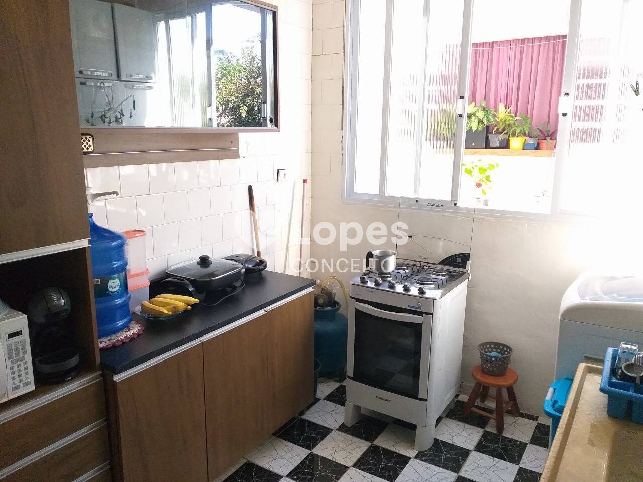 Apartamento à venda com 2 quartos, 70m² - Foto 9