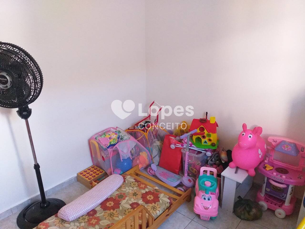 Apartamento à venda com 2 quartos, 70m² - Foto 6