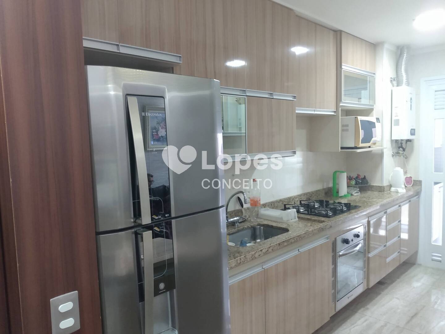 Apartamento à venda com 2 quartos, 80m² - Foto 34