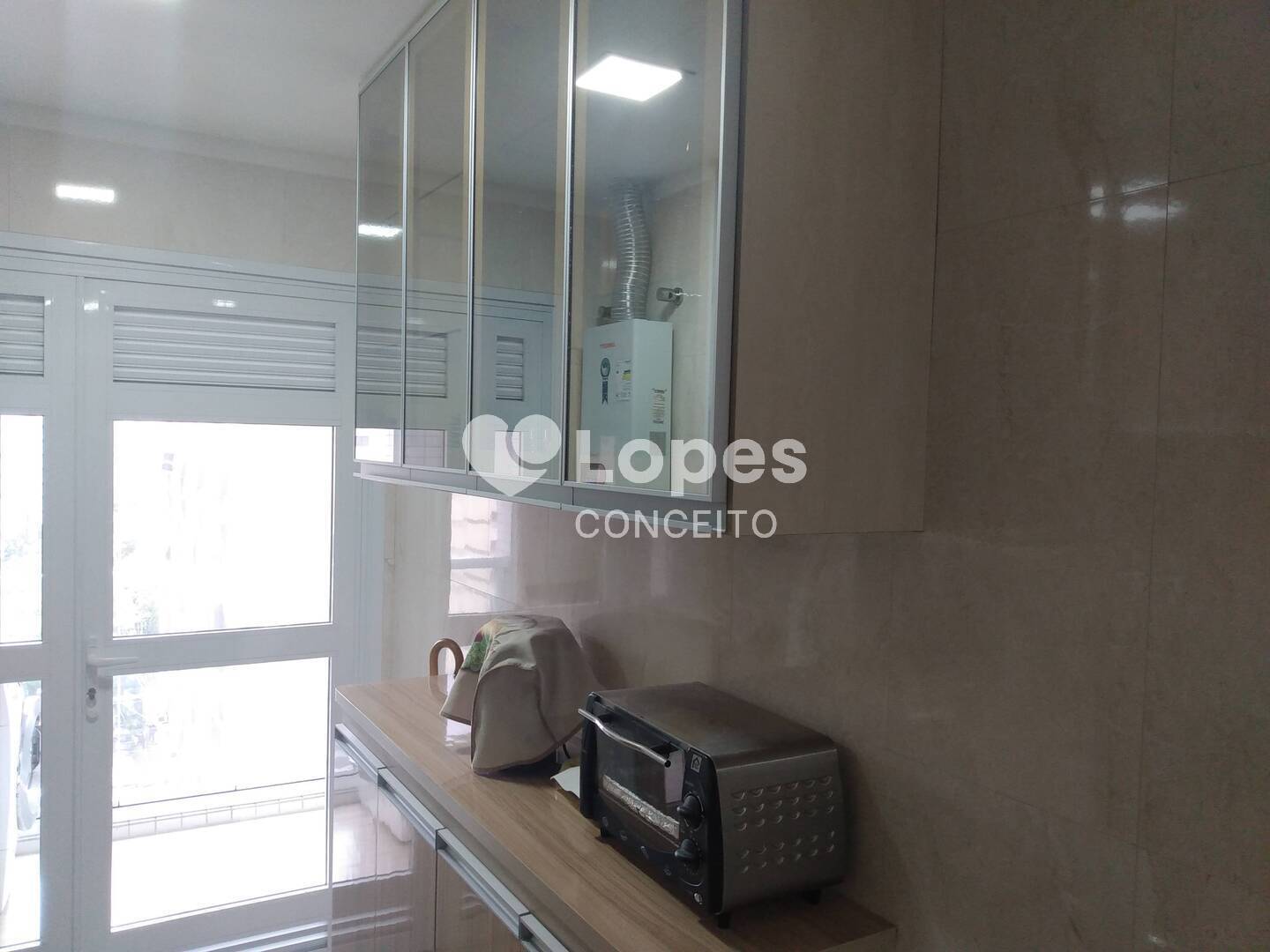 Apartamento à venda com 2 quartos, 80m² - Foto 37