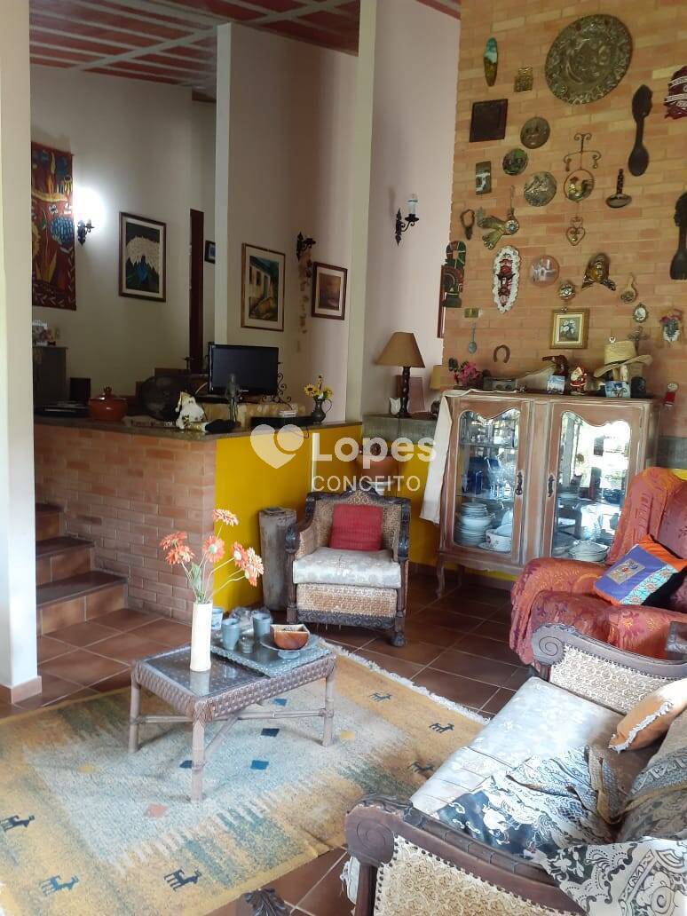 Casa à venda com 5 quartos, 290m² - Foto 6