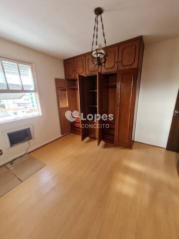 Apartamento à venda com 3 quartos, 153m² - Foto 9