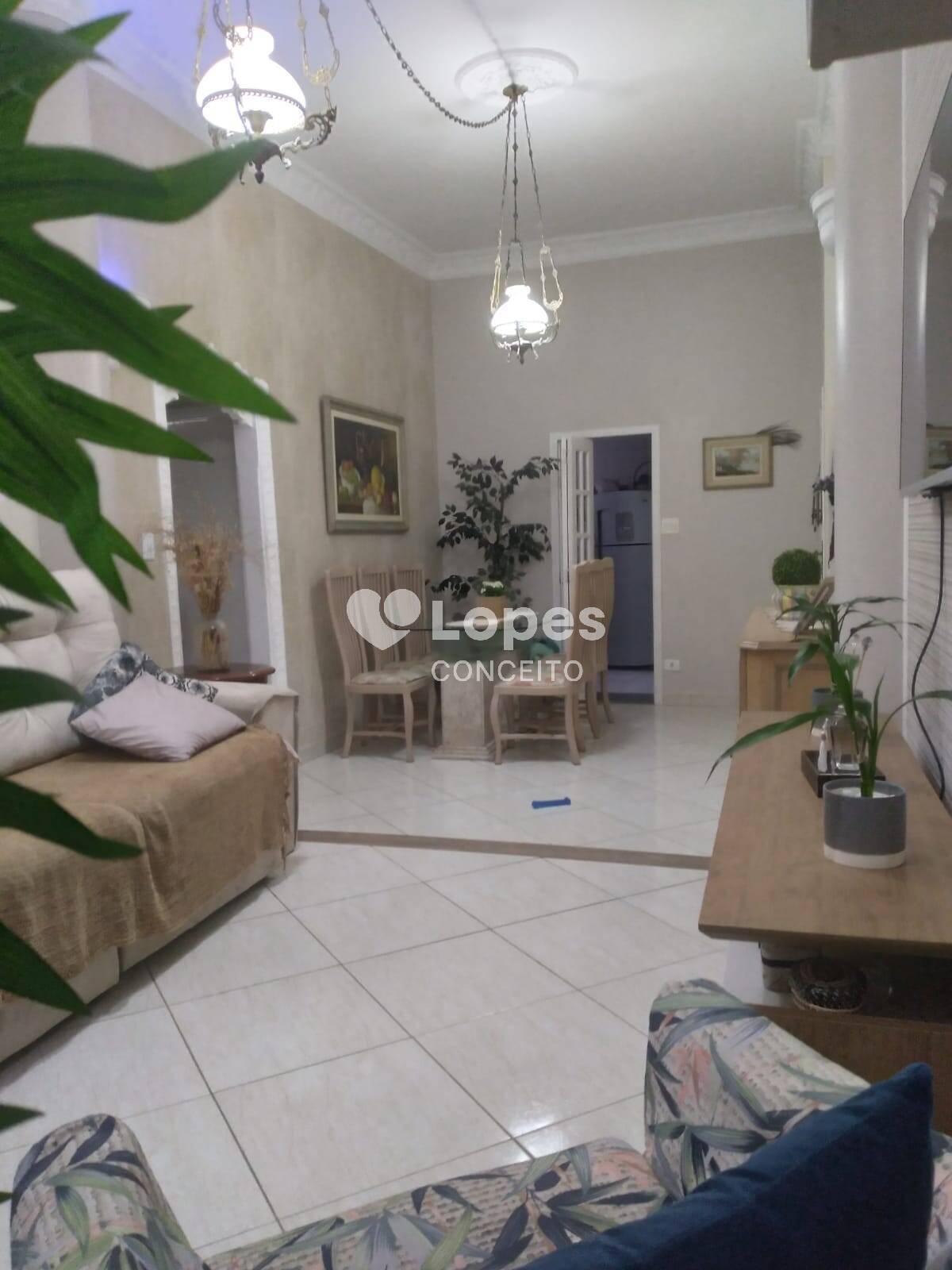 Apartamento à venda com 2 quartos, 82m² - Foto 1