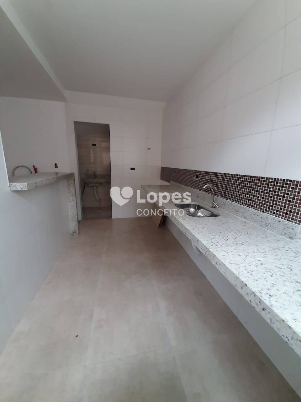 Casa à venda com 2 quartos, 90m² - Foto 27