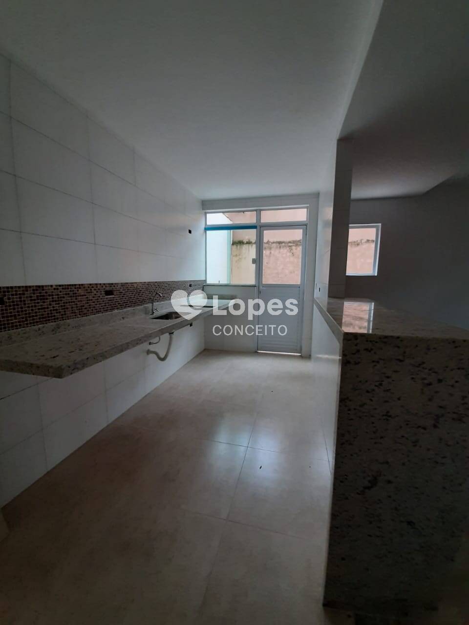 Casa à venda com 2 quartos, 90m² - Foto 44