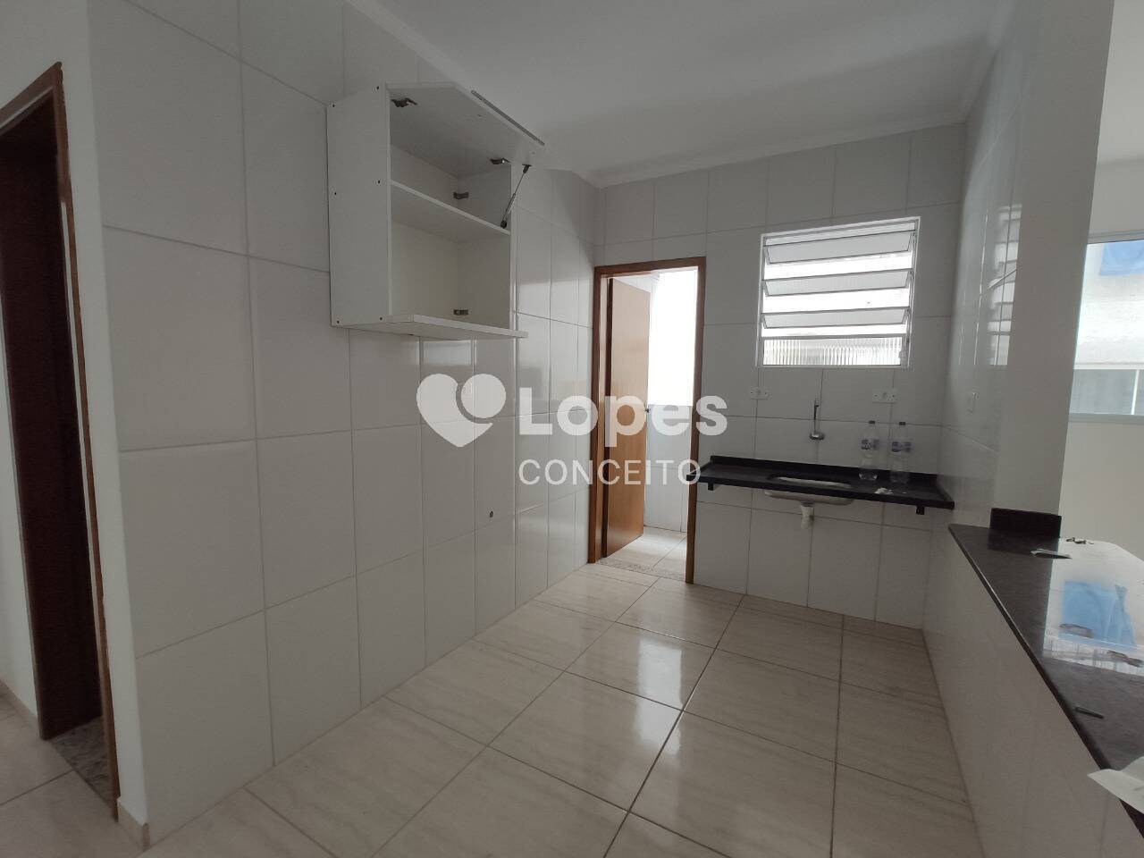 Apartamento à venda com 2 quartos, 61m² - Foto 4