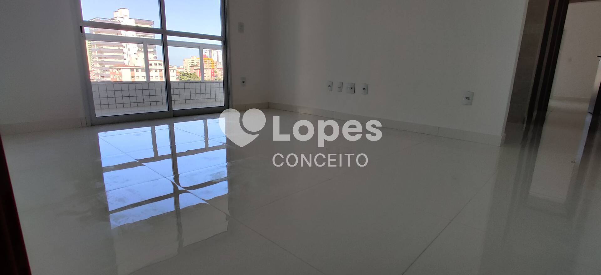 Apartamento à venda com 2 quartos, 75m² - Foto 1