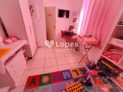 Apartamento à venda com 2 quartos, 62m² - Foto 9