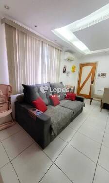 Apartamento à venda com 2 quartos, 62m² - Foto 1