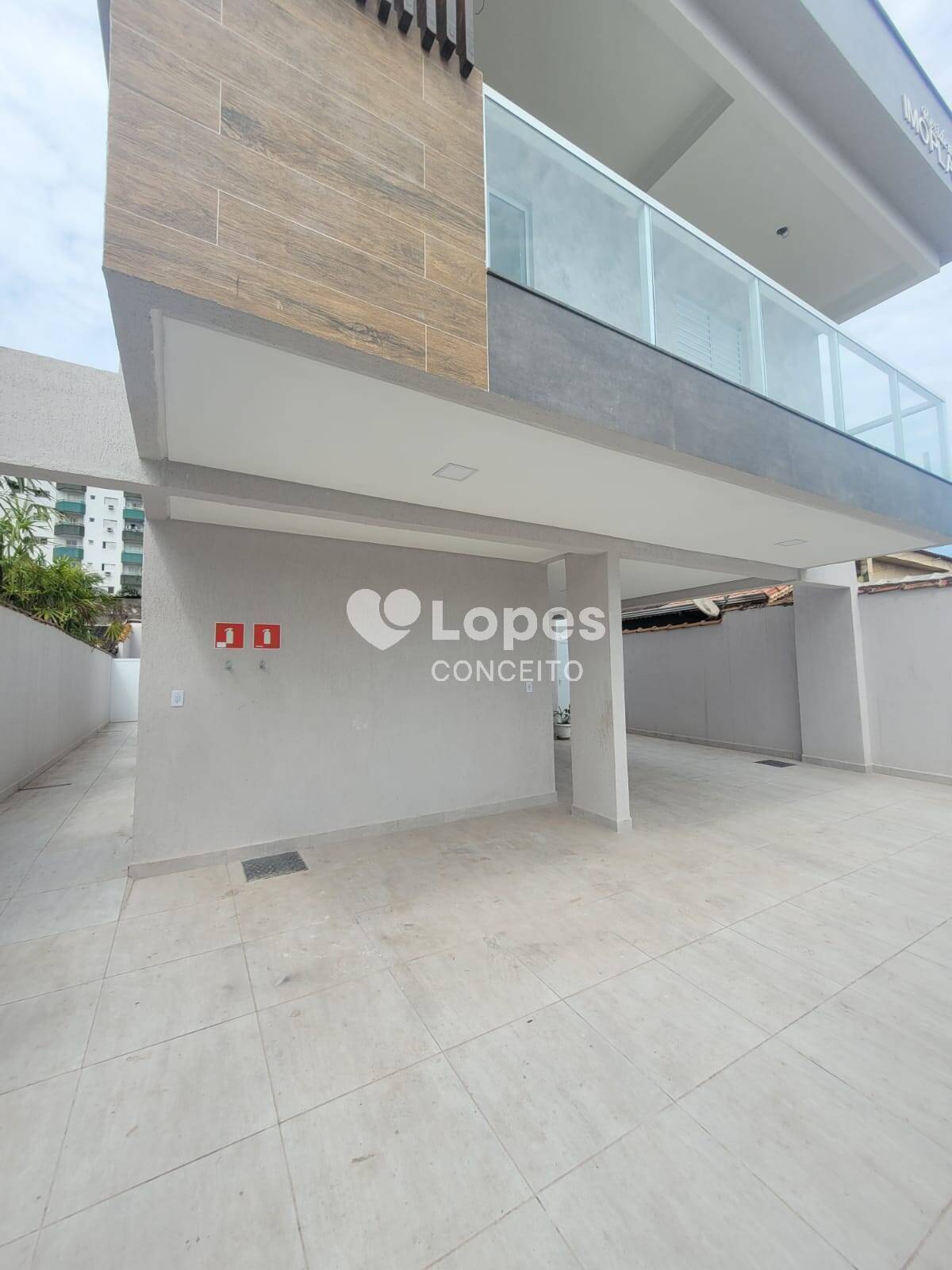 Casa à venda com 2 quartos, 53m² - Foto 1