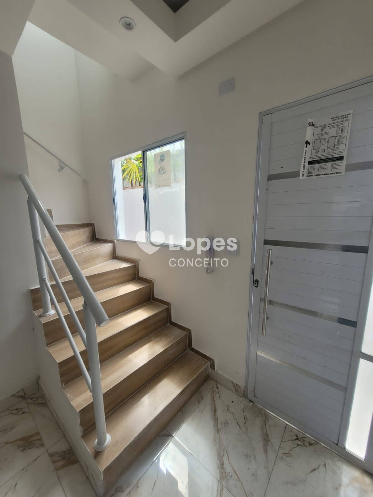 Casa à venda com 2 quartos, 53m² - Foto 6