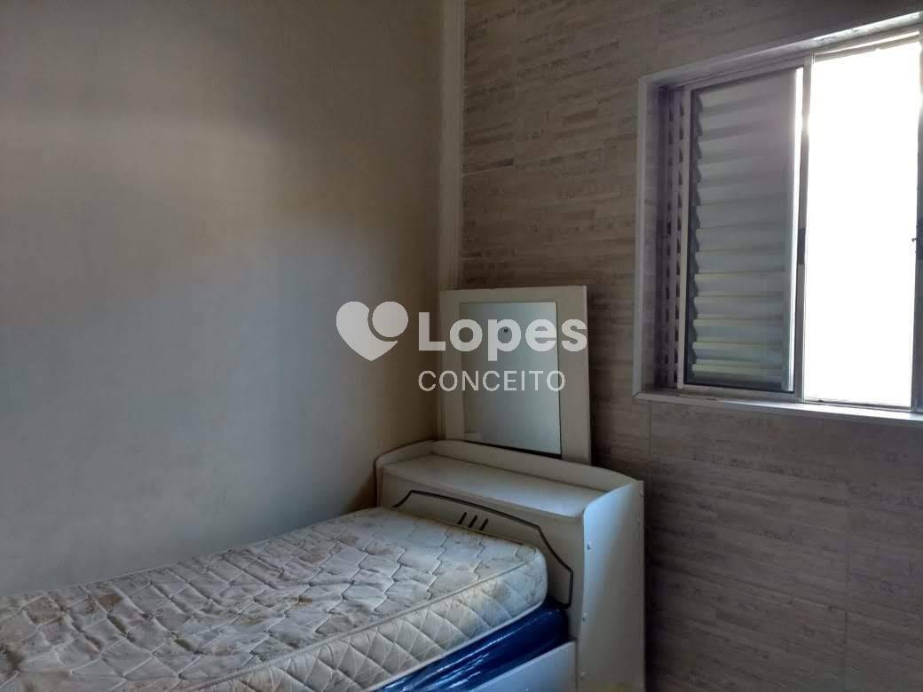 Casa à venda com 2 quartos, 70m² - Foto 10