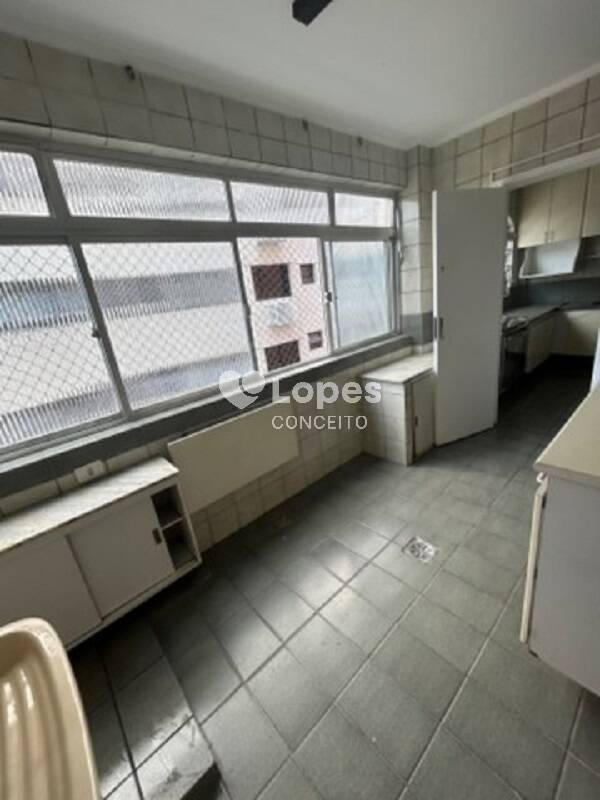 Apartamento à venda com 3 quartos, 131m² - Foto 8