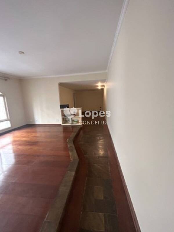 Apartamento à venda com 3 quartos, 131m² - Foto 12